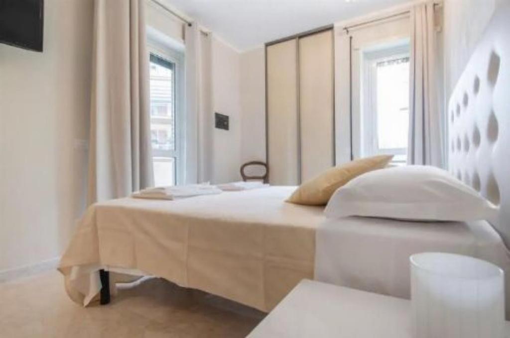 Let's Go To Bed & Breakfast Roma